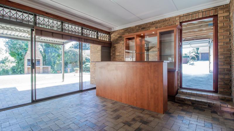 4 Bedroom Property for Sale in Kenridge Western Cape